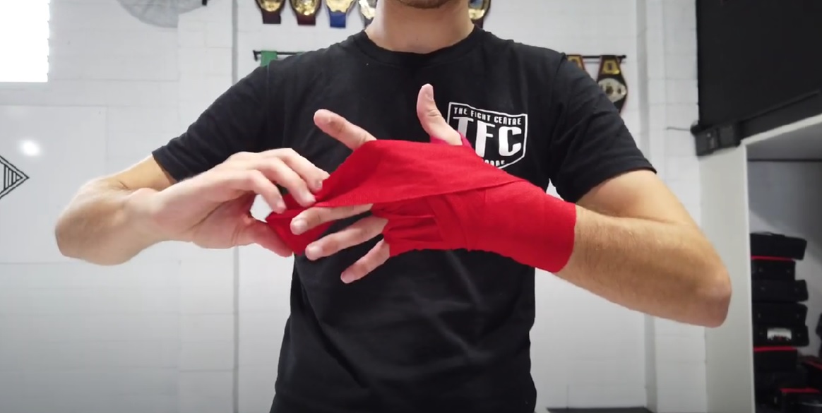 How to Wrap Hands for Boxing The Boxing Institute